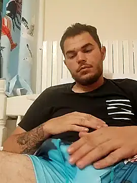 Alexszader36 online show from November 14, 2025, 8:01 pm