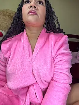 Snapshot of Ayleenpamelasexysquirt chatting on October 19, 2025, 7:38 pm Ayleenpamelasexysquirt online show from October 19, 2025, 7:38 pm