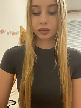 RemyStyles online show from February 25, 2026, 10:20 pm