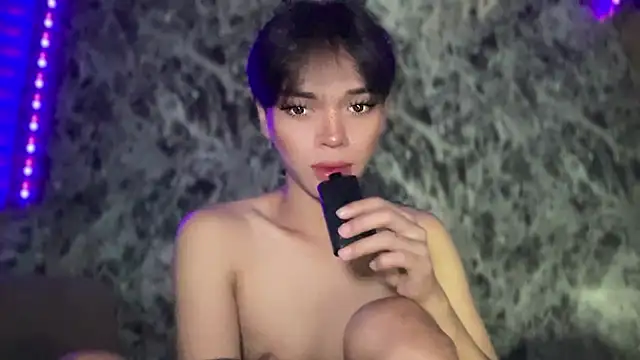 Snapshot of Chechay chatting on November 20, 2025, 2:07 pm Chechay online show from November 20, 2025, 2:07 pm