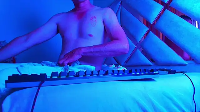 damian 0490 online show from November 2, 2025, 3:39 pm