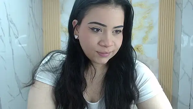 Snapshot of Scarlettt_s chatting on November 17, 2025, 8:13 pm Scarlettt s online show from November 17, 2025, 8:13 pm