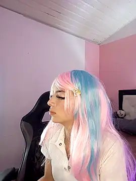 Barbieteeen online show from February 20, 2026, 6:26 am