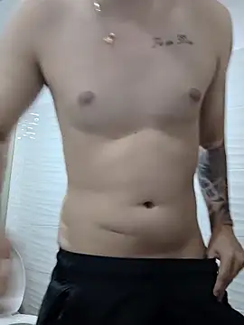 Snapshot of andriu656 chatting on November 10, 2025, 5:23 am andriu656 online show from November 10, 2025, 5:23 am