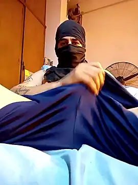 doncata21 online show from October 16, 2025, 9:34 pm