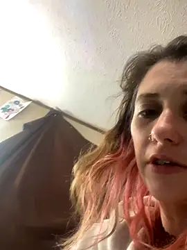 Mustbethemoney1234 online show from November 4, 2025, 12:53 pm