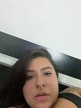 Snapshot of AnyRUSSO chatting on February 1, 2026, 8:56 am AnyRUSSO online show from February 1, 2026, 8:56 am