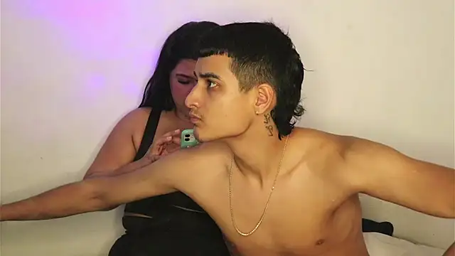 Snapshot of AnyRUSSO chatting on February 28, 2026, 6:13 am AnyRUSSO online show from February 28, 2026, 6:13 am