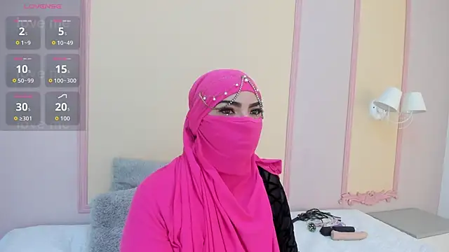  naylaa  online show from March 22, 2026, 3:43 am