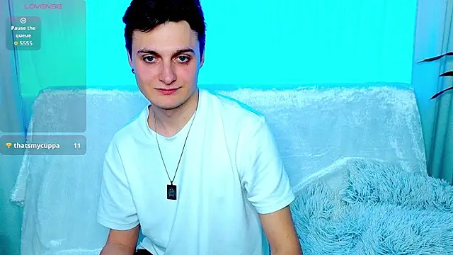 GGimperator  online show from December 13, 2025, 8:04 pm