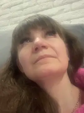 Snapshot of Butterfly8385 chatting on November 28, 2025, 11:05 pm Butterfly8385 online show from November 28, 2025, 11:05 pm