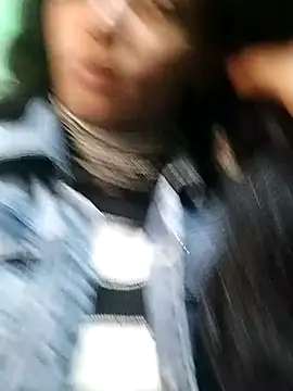 Jaanvi G online show from November 14, 2025, 12:42 pm