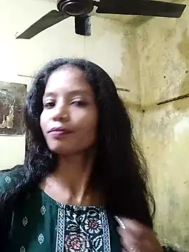 Jaanvi G online show from October 29, 2025, 1:21 pm