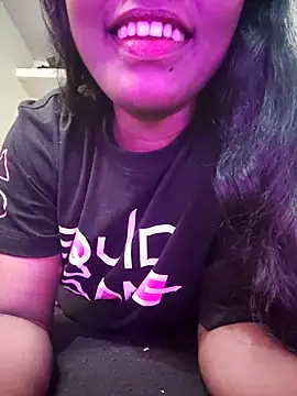 Snapshot of Lovely_Payal chatting on December 14, 2025, 11:27 am Lovely Payal online show from December 14, 2025, 11:27 am