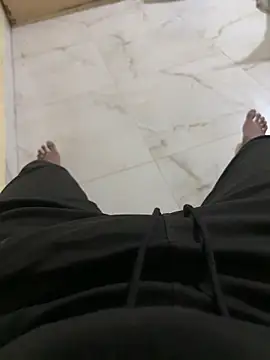 Snapshot of umaaNorth chatting on November 18, 2025, 7:39 pm umaaNorth online show from November 18, 2025, 7:39 pm