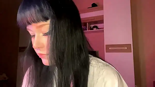 Snapshot of KristenGoodmon chatting on October 25, 2025, 10:14 am KristenGoodmon online show from October 25, 2025, 10:14 am