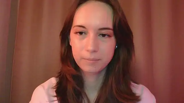 Snapshot of VeraLush chatting on December 4, 2025, 1:10 pm VeraLush online show from December 4, 2025, 1:10 pm