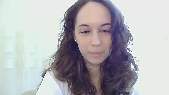 VeraLush online show from March 25, 2026, 10:03 am