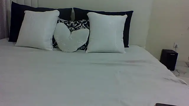 Snapshot of pontsho2004 chatting on May 28, 2026, 5:26 am pontsho2004 online show from May 28, 2026, 5:26 am
