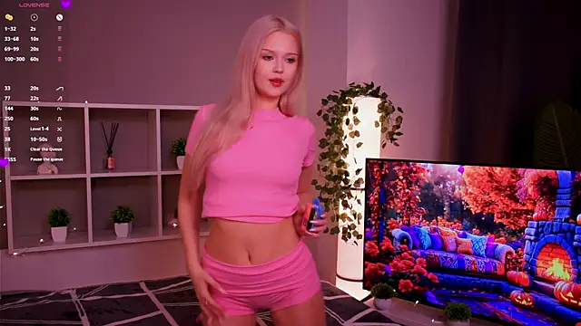 Snapshot of KaryTasch chatting on November 17, 2025, 8:13 pm KaryTasch online show from November 17, 2025, 8:13 pm