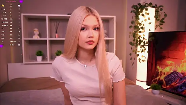 Snapshot of KaryTasch chatting on November 3, 2025, 9:07 pm KaryTasch online show from November 3, 2025, 9:07 pm