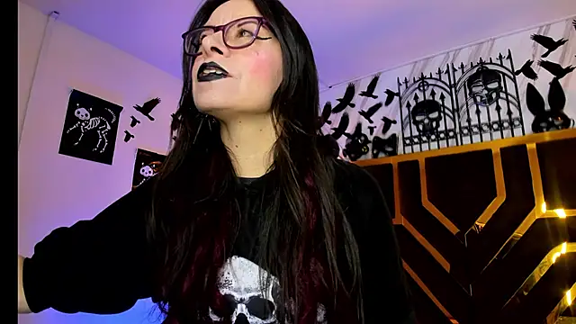 Snapshot of Evangelinejoness_ chatting on November 2, 2025, 11:48 am Evangelinejoness online show from November 2, 2025, 11:48 am