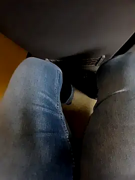 Snapshot of Ambika_beauty chatting on December 16, 2025, 5:17 pm Ambika beauty online show from December 16, 2025, 5:17 pm