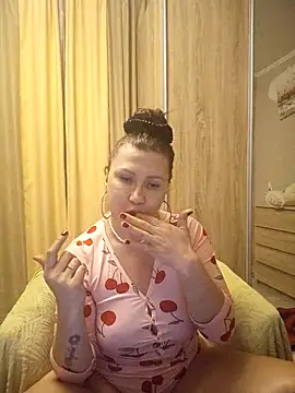 Snapshot of Ambika_beauty chatting on November 12, 2025, 8:45 pm Ambika beauty online show from November 12, 2025, 8:45 pm