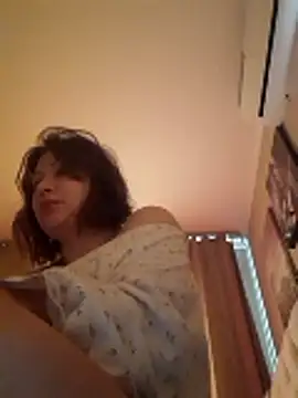 Snapshot of Ambika_beauty chatting on December 2, 2025, 9:44 am Ambika beauty online show from December 2, 2025, 9:44 am