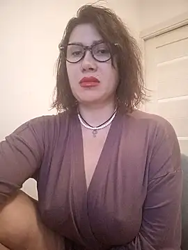 Snapshot of Ambika_beauty chatting on November 10, 2025, 1:27 pm Ambika beauty online show from November 10, 2025, 1:27 pm