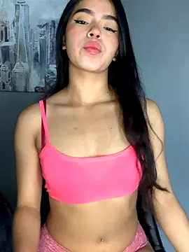 LunaMoore Pink online show from November 14, 2025, 1:48 pm