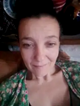 Snapshot of velvet_2200 chatting on October 24, 2025, 6:34 am velvet 2200 online show from October 24, 2025, 6:34 am