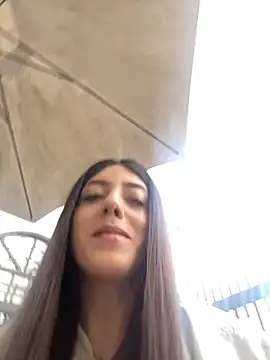 ElectraPink  online show from December 4, 2025, 12:37 pm