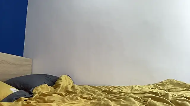 absoluthorrorfield online show from March 15, 2026, 1:45 am