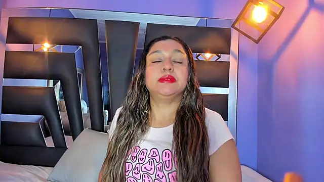 Alessandra Voss online show from October 22, 2025, 12:48 pm