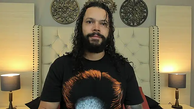 AlukardBig online show from November 1, 2025, 12:43 pm