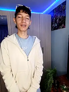 heyy noah11 online show from November 9, 2025, 12:47 am