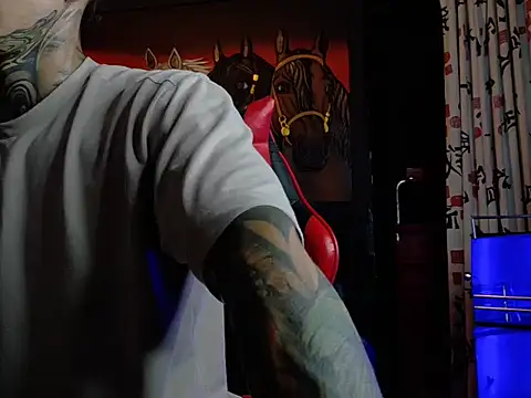 Molotov Explosive online show from April 30, 2026, 1:23 am