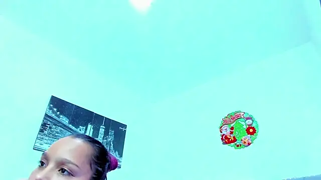 Sofi And Santy online show from December 20, 2025, 2:14 am