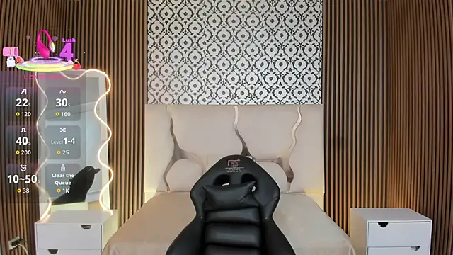 Snapshot of BEELLA_TAY1 chatting on November 13, 2025, 3:49 pm BEELLA TAY1 online show from November 13, 2025, 3:49 pm