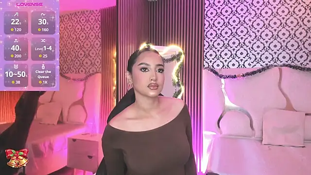 Snapshot of BEELLA_TAY1 chatting on December 3, 2025, 12:04 pm BEELLA TAY1 online show from December 3, 2025, 12:04 pm