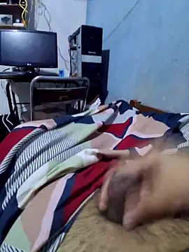 latinooso online show from November 18, 2025, 7:44 am