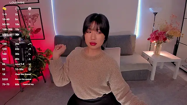 Snapshot of Erika_Kim chatting on November 26, 2025, 7:52 am Erika Kim online show from November 26, 2025, 7:52 am