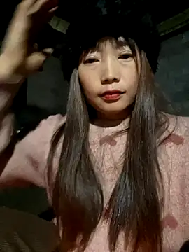 Snapshot of Maymay__ chatting on November 26, 2025, 9:53 am Maymay online show from November 26, 2025, 9:53 am