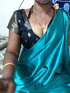 Snapshot of Best_Kannada_Couple chatting on March 7, 2026, 5:07 pm Best Kannada Couple online show from March 7, 2026, 5:07 pm