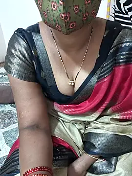 Snapshot of Best_Kannada_Couple chatting on February 16, 2026, 5:44 pm Best Kannada Couple online show from February 16, 2026, 5:44 pm