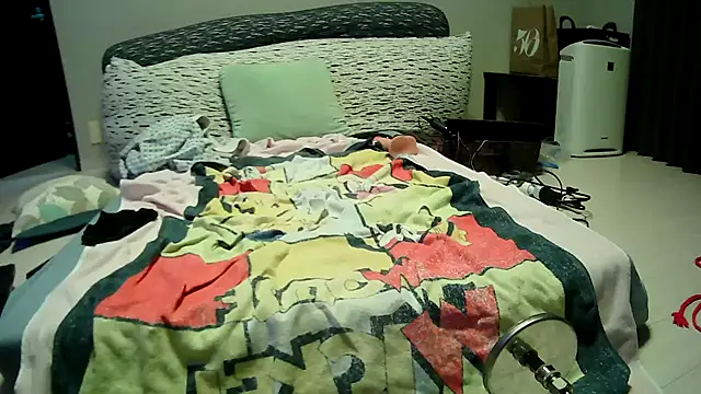 Snapshot of inranranko1919 chatting on October 31, 2025, 7:21 pm inranranko1919 online show from October 31, 2025, 7:21 pm