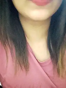 Snapshot of Tanha18 chatting on December 23, 2025, 12:43 am Tanha18 online show from December 23, 2025, 12:43 am