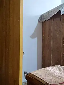 Snapshot of Tanha18 chatting on December 5, 2025, 6:56 am Tanha18 online show from December 5, 2025, 6:56 am