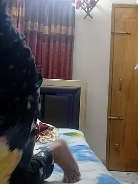 Snapshot of Tanha18 chatting on January 13, 2026, 12:20 pm Tanha18 online show from January 13, 2026, 12:20 pm